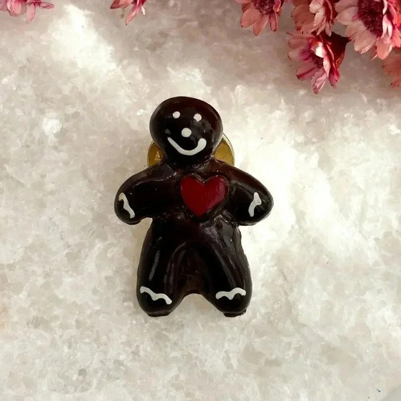 Hand Painted Chocolate Gingerbread Man Cookie Christmas Vintage Pin | Brooch - Picture 1 of 8
